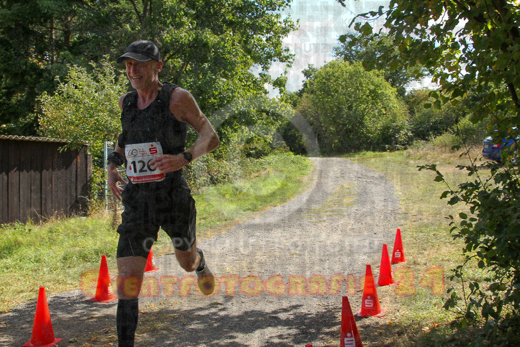 250830_1249_EV4_4109 | Sportfotografie im Rhein-Sieg Kreis, Köln, Bonn, NRW, Rheinland Pfalz, Hessen, etc. Unser Tätigkeitsfeld umfasst den Laufsport vom Volkslauf über den Marathon, Duathlon, Triathon bis zum Ultralauf wie Kölnpfad Ultra oder Schindertrail.