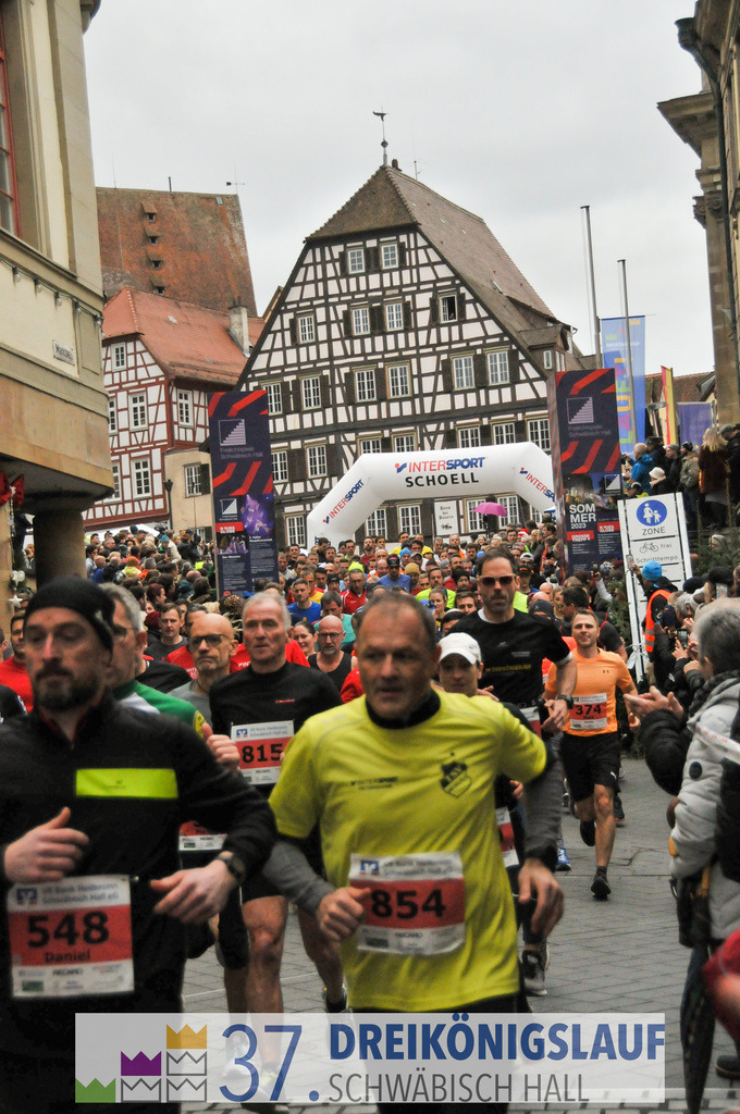 VR Bank Hauptlauf 10000m | 3 Koenigslauf 2023 - Realisiert mit Pictrs.com