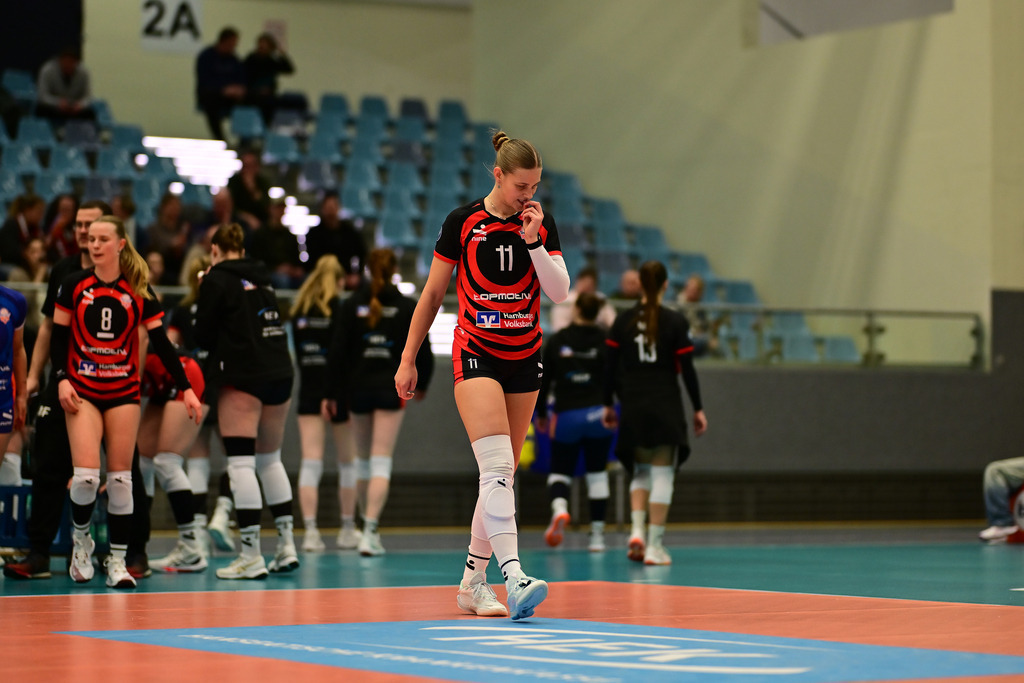 Volleyball I Frauen I Saison 2025-2026 I Bundesliga I Hauptrunde I ETV Hamburger Volksbank Volleys - Skurios Volleys Borken | Der Sportfotograf. - Realisiert mit Pictrs.com