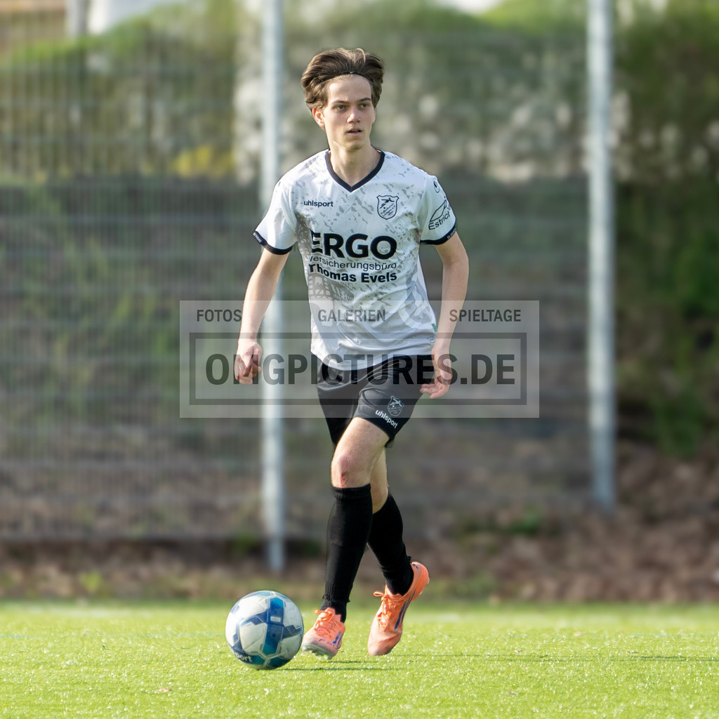_OMG2500 | www.omgpictures.de, Sportfotograf, Verein, Fotograf, Baden Württemberg, Stuttgart, Heilbronn, omgpictures, Spieltag,  - Realisiert mit Pictrs.com