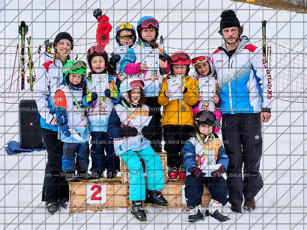 ALP6570_Schischule Haginger_Semesterkurs_Skigruppe EVA | (C)FotoLois.com, Alois Spandl. Schischule Haginger, Semesterkurs-Abschlusstag mit Rennlaufbewerb, Fr 9. Februar 2024.