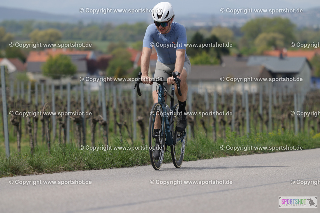 368A4524 | Neusiedlersee Radmarathon 2026@sportshot_your_pictrs #yourpictures#roadtowm2029 #nrm #neusiedlerseeradmarathon #neusiedlersee #neusiedlerseetourismus #burgenland #mörbisch #nrm26 #burgenlandtourismus #voglundco #poweredbyburgenlandtourismus #radsport #rad #marathon #ucigranfondo #visitburgenland #ucigranfondoworldseries