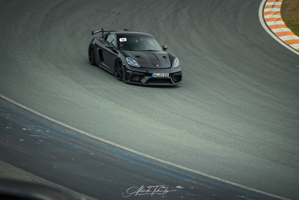 R6AT1003 _Alexander Tschuncky | Entdecken Sie die faszinierende Welt von Alexander Tschuncky Arts: Kreative Fotografie, atemberaubende Automobilkunst und hochwertiger Bilderdruck. Lassen Sie sich inspirieren! - Realisiert mit Pictrs.com