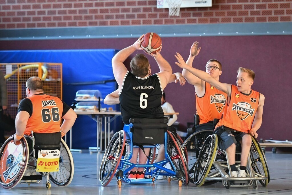 2025-02-15-0249 | Ralph Kunze - Realisiert mit Pictrs.com