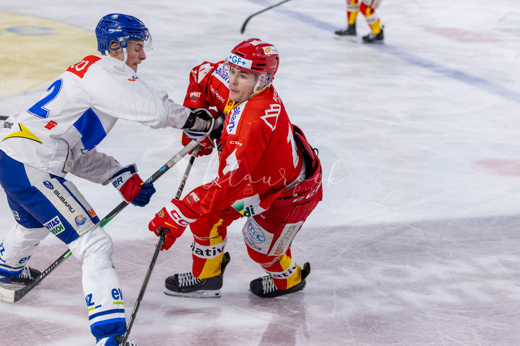 EHCB vs GCK 20260104-6837 | Sportbilder, Sportfotograf, Hochzeits- und Eventfotografin, Flugshows, Portraits und Tiershooting, Aviation, Downhill, Nationalleague, Swissleague, International