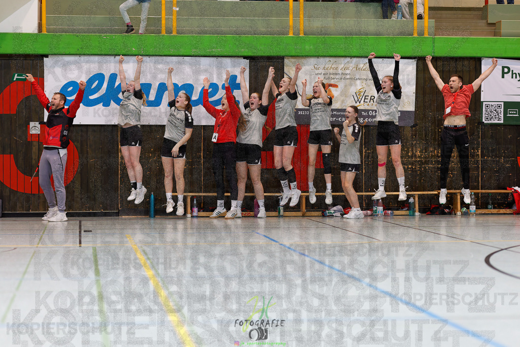 Hessenmeisterschaft wJC - Spiel um Platz 3; TuS Kriftel - SG Schenklengsfeld | Hessenmeisterschaft wJC - Spiel um Platz 3; TuS Kriftel - SG Schenklengsfeld am 22.03.2025 in Biedenkopf (Sporthalle Lahntalschule)Photo © 2025 - Jörg Heinrich - Realisiert mit Pictrs.com