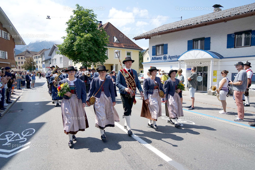 09b-BIBERWIER-Bundesmusikfest-2023-Juni16-Reutte-DSC06441 | Info aus dem Bezirk Reutte/Ausserfern Tirol sowie eine umfangreiche Bilddatenbank über die gesamte Region: Lechtal, Talkessel Reutte, Tannheimertal, Zwischentoren. Lech, Plansee, Zugspitze, Grenztunnel, B179, Fernpassstraße, Verkehr, Lawinen, Tradition, - Realisiert mit Pictrs.com