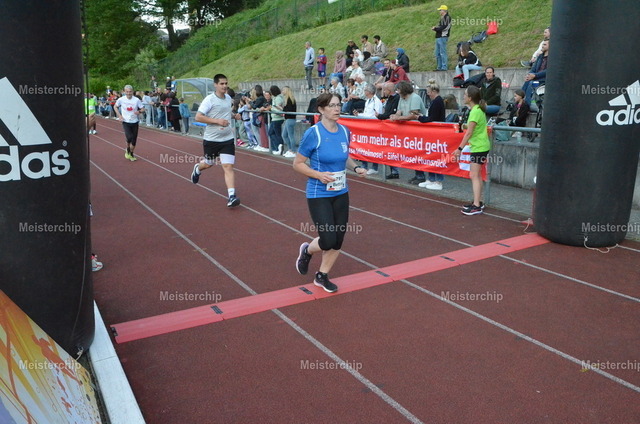 19-33-45_ | Meisterchip Fotoshop - Realisiert mit Pictrs.com