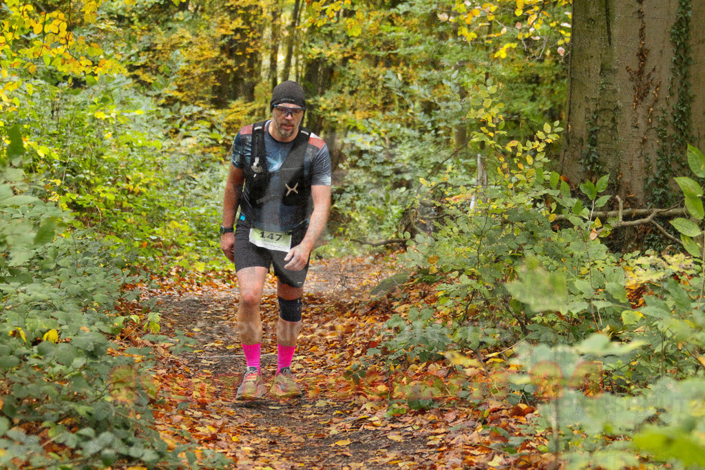 251026_1344_EV4_7023 | Sportfotografie im Rhein-Sieg Kreis, Köln, Bonn, NRW, Rheinland Pfalz, Hessen, etc. Unser Tätigkeitsfeld umfasst den Laufsport vom Volkslauf über den Marathon, Duathlon, Triathon bis zum Ultralauf wie Kölnpfad Ultra oder Schindertrail.
