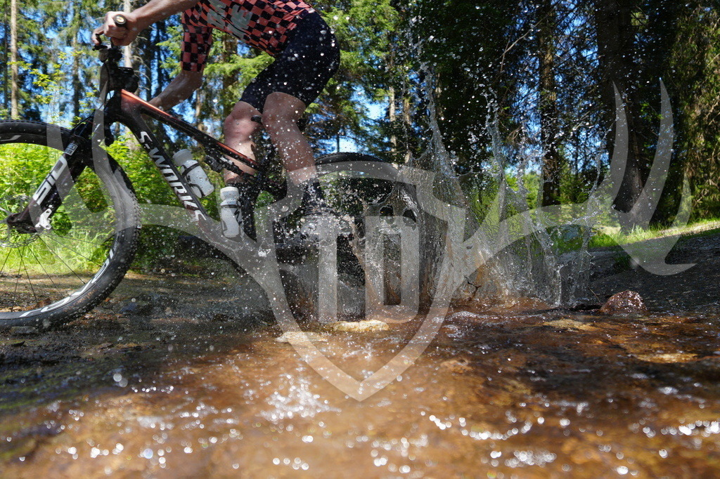 FC604843 | Fotogalerie der Treibjagd im Dunkelwald - Dein MTB Etappenrennen im Erzgebirge - Realisiert mit Pictrs.com