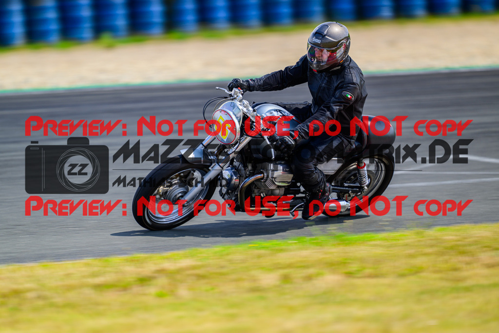 MaZZes_FotoMatrix_240725_6007705_3568 | GELB