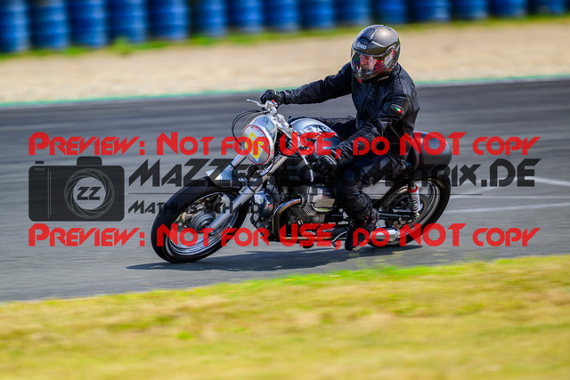 MaZZes_FotoMatrix_240725_6007705_3568 | GELB