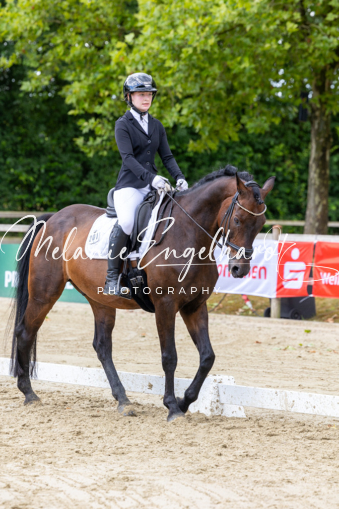 7I8A4900 | melanie-engelhardt-photography - Realisiert mit Pictrs.com