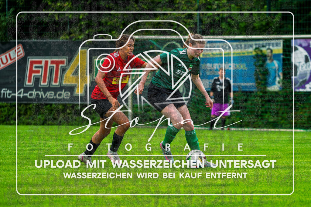 260919-MTVSCT-0031 | v.l. Olivia Ibellow (MTV Soltau #9), Lina Hebenbrock (SC Tewel #9); Kreisliga Damen ROW - MTV Soltau vs. SC Tewel am 19.09.2026 in Sportpark Ost, Soltau - Realisiert mit Pictrs.com