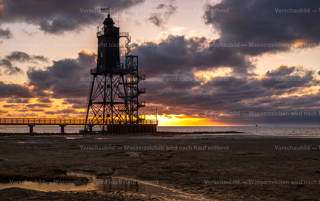 Leuchtturm Obereversand | an der Nordseeküste - Realisiert mit Pictrs.com