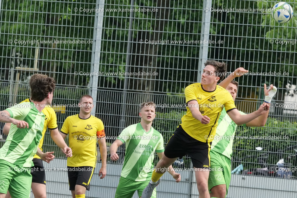 Fußball : Bezirksliga : SV 08/29 Friedrichsfeld - Borusia Veen am 10.05.2026 in Voerde Friedrichsfeld | Fußball : Bezirksliga : SV 08/29 Friedrichsfeld - Borusia Veen am 10.05.2026 in Voerde Friedrichsfeld - Realisiert mit Pictrs.com