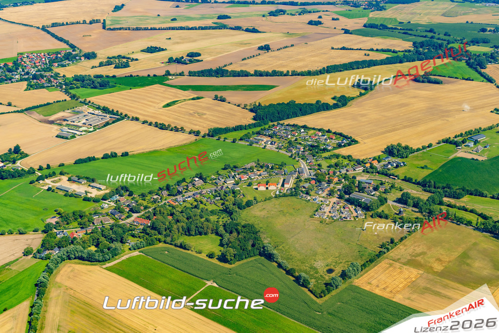 Luftbild Vs Google Maps  Stove  Boiensdorf -Das Luftbild wurde 2025 vom UL-Flugzeug heraus erstellt ( keine Drohnenluftbilder ) - Hochauflösende Luftaufnahme -Nicht vergleichbar mit Google Maps oder Satelittenbilder- Die Geschenkidee !Mit Lizenz und Bildrechte bestellbar