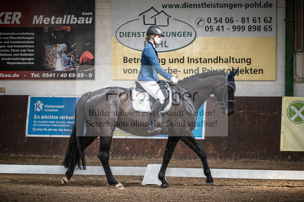 DOS_0308 | Entdecke hochwertige Reitturnierfotos von Foto Oger. Professionell, emotional und authentisch – jetzt Lieblingsmomente im Shop bestellen.Deutschlandweite Turnierfotografie. - Realisiert mit Pictrs.com