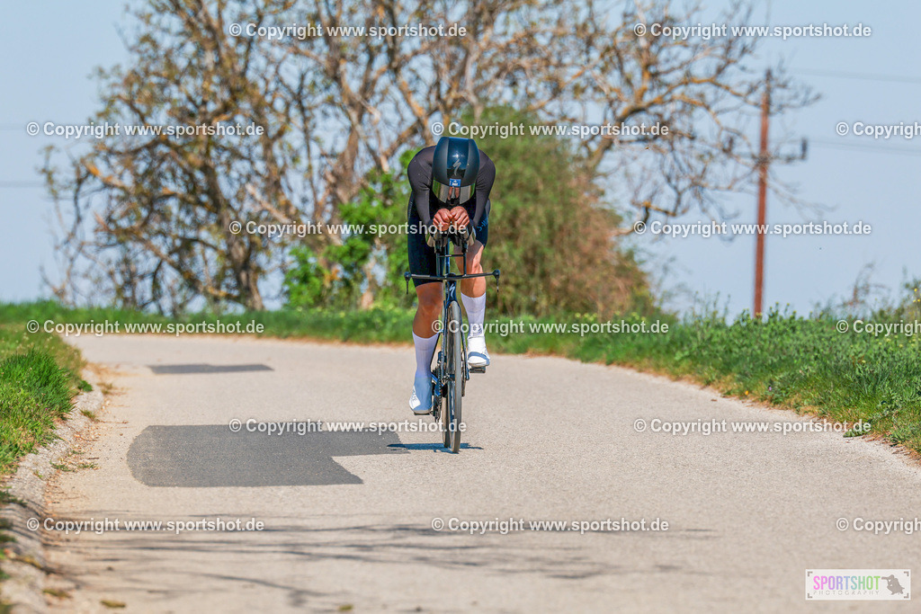 222_AR7_3947 | Neusiedlersee Radmarathon 2026@sportshot_your_pictrs #yourpictures#roadtowm2029 #nrm #neusiedlerseeradmarathon #neusiedlersee #neusiedlerseetourismus #burgenland #mörbisch #nrm26 #burgenlandtourismus #voglundco #poweredbyburgenlandtourismus #radsport #rad #marathon #ucigranfondo #visitburgenland #ucigranfondoworldseries