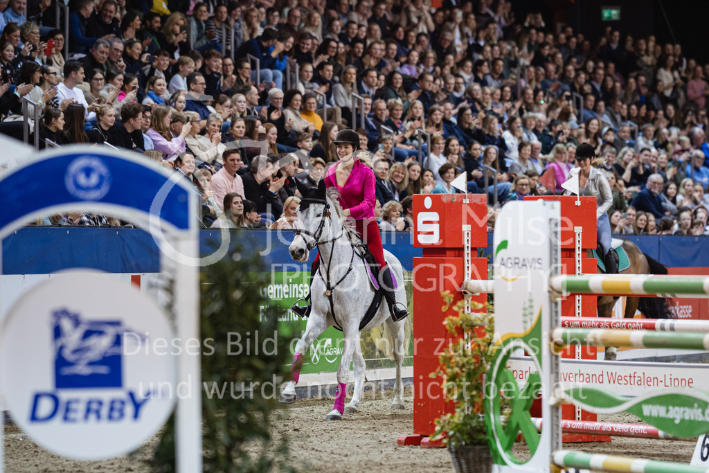 240113_Münster_Kostümspringen-365 | Deine schönsten Turniermomente als professionelle Fotos! Entdecke hochwertige Pferdesport-Fotografie im Online-Shop. Jetzt Fotos finden & bestellen!