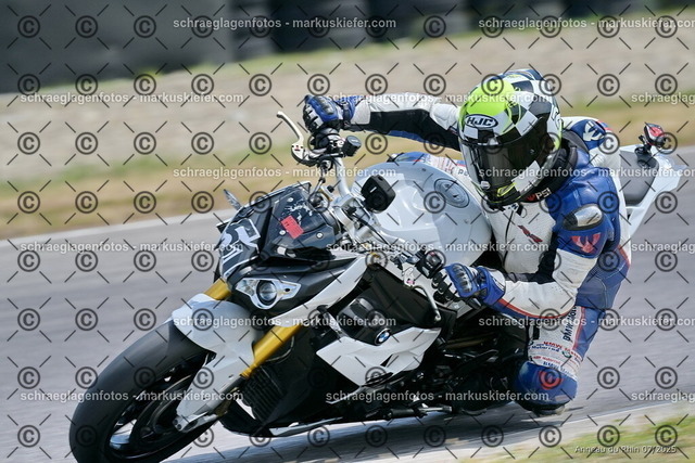 25bt04-1532 | markuskiefer.com - Realisiert mit Pictrs.com