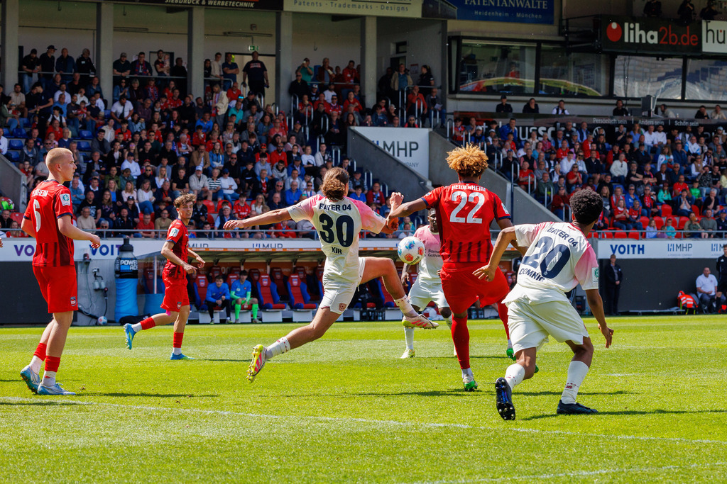 20260503-U19_FCH-LEV_081 | 1.FC Heidenheim 1846 vs. Bayer 04 Leverkusen, Fußball, U19, A-Junioren, NWL, U19-DFB-Nachwuchsliga, 2025/2026, Achtelfinale, 03.05.2026 in Heidenheim, Voith Arena(Foto: Michael Bulling) - Realisiert mit Pictrs.com
