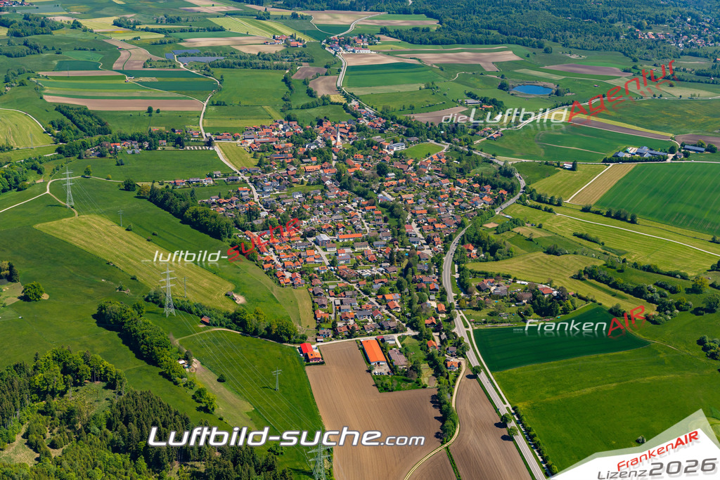 Aktuelles Luftbild von Traubing Tutzing - Die Luftaufnahme wurde 2021 mittels UL-Flugzeug erstellt ( keine Drohne ) - hochauflösende Kamera-Systeme von  Canon -Beste Qualität - Für grossformatige Ausdrucke geeignet. Die Geschenkidee !
