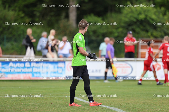 Fußball I Herren I Saison 2025-2026 I Verbandsliga Süd I 7. Spieltag I SV Schackendorf - SV Azadi Lübeck I 06.09.2025.114 | Louis von Pein (87, SV Schackendorf) - Realisiert mit Pictrs.com