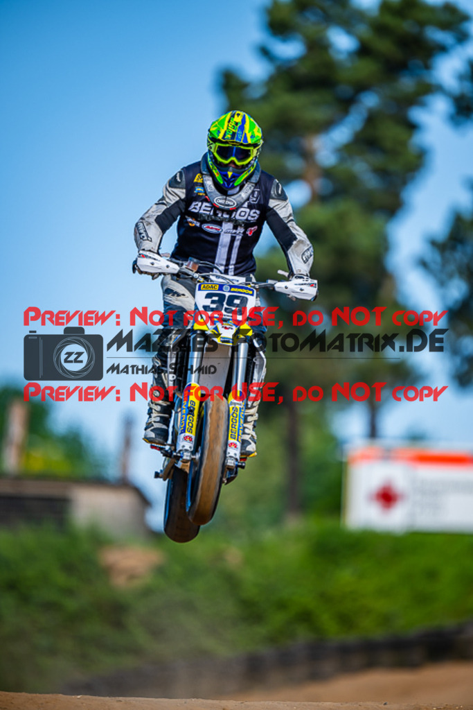 MaZZes_FotoMatrix_220528_5432 | Fotograf Mathias Schmid
Sportfotograf,
Eventfotograf,
Hochzeitsfotograf,
Portraitfotograf