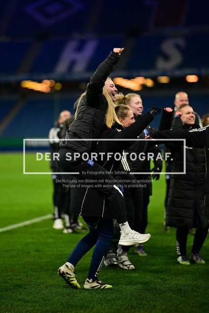 Fußball I Frauen I Saison 2025-2026 I DFB-Pokal I Achtelfinale I Hamburger SV - Bayer 04 Leverkusen I 18292 | Der Sportfotograf. - Realisiert mit Pictrs.com