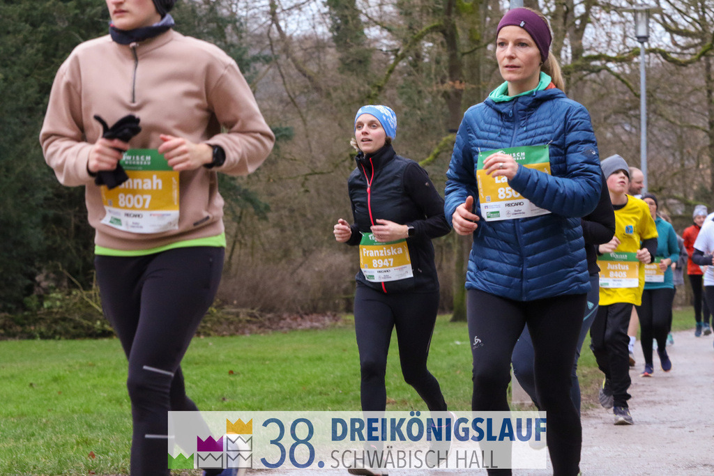 5km Roewisch Wohnbau Cup | 3 Koenigslauf 2024 5km Roewisch Wohnbau Cup - Realisiert mit Pictrs.com