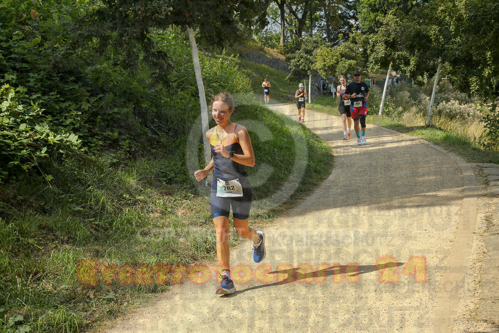 250824_1457_EX1_8160 | Sportfotografie im Rhein-Sieg Kreis, Köln, Bonn, NRW, Rheinland Pfalz, Hessen, etc. Unser Tätigkeitsfeld umfasst den Laufsport vom Volkslauf über den Marathon, Duathlon, Triathon bis zum Ultralauf wie Kölnpfad Ultra oder Schindertrail.