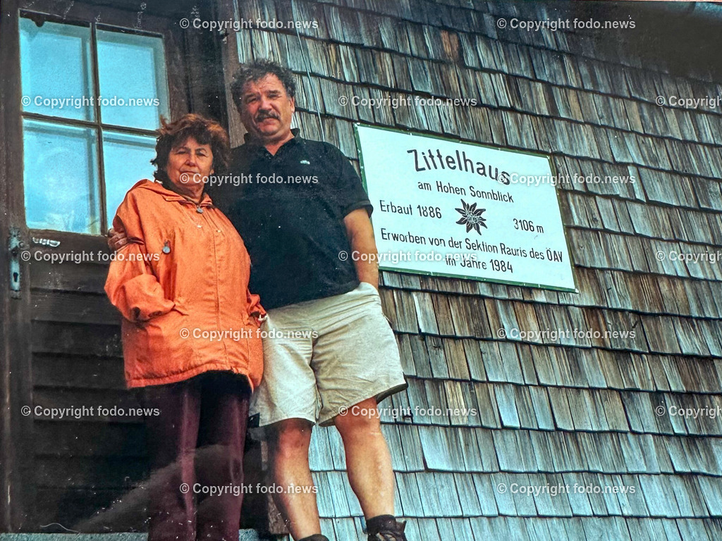 Reinhard Gantner_ Marchtrenk_ 12.05.2023-6 | 12.05.2023, Marchtrenk, AUT, Reinhard Gantner, im Bild Reinhard Gantner mit Gattin Maria am Sonnblick - REPRO - 