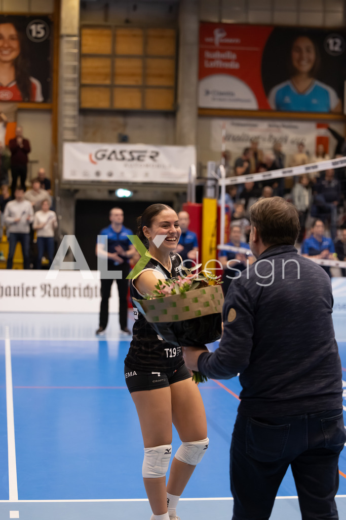 Volleyball I Frauen I Saison 2025-2026 I Volleyball NLA | Women I Round 16 I VC Kanti Schaffhausen - Viteos NUC I 31.01.2026 | 4 Milz Sara (CH) (Viteos NUC) – Zuspiel - Realisiert mit Pictrs.com