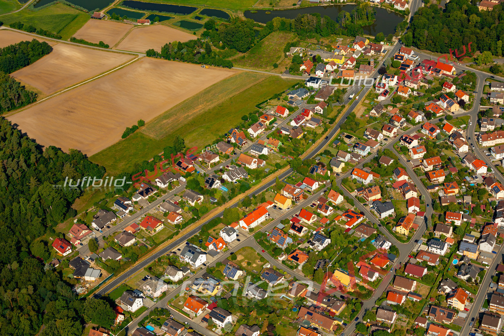 weisendorf-bild-von-oben-2683-jahr-2024 | Das Luftbild zeigt :  Weisendorf - Die Luftaufnahme wurde 2024 vom UL-Flugzeug aus erstellt ( keine Drohne ) - Hochauflösende Luftaufnahme - Für grossformatige Ausdrucke geeignet. Die Geschenkidee !Mit Lizenz und Bildrechte bestellbar