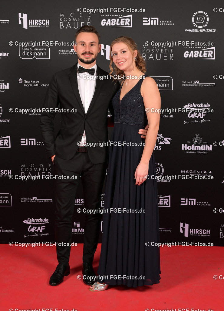 20240113-fge-fotos-0326 | Eröffnungsball der FGE am 13.01.2024 im Alten Stadttheater in Eichstätt. - Realisiert mit Pictrs.com
