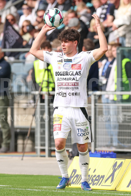 SK Puntigamer Sturm Graz vs TSV Egger Glas Hartberg – Championship Group    | Graz, Austria, 12.Apr.26 - SOCCER - ADMIRAL Bundesliga, SK Puntigamer Sturm Graz vs TSV Egger Glas Hartberg. The image shows Luca Pazourek (Hartberg).    