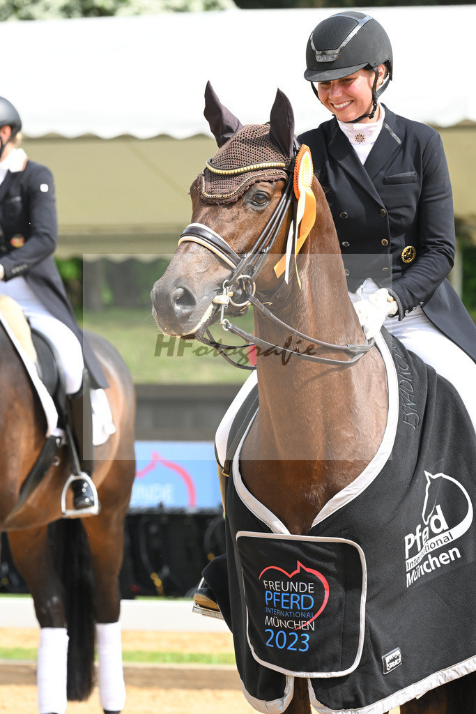 Strobel_Valparaiso_11232519 | hf-fotografie - Realisiert mit Pictrs.com