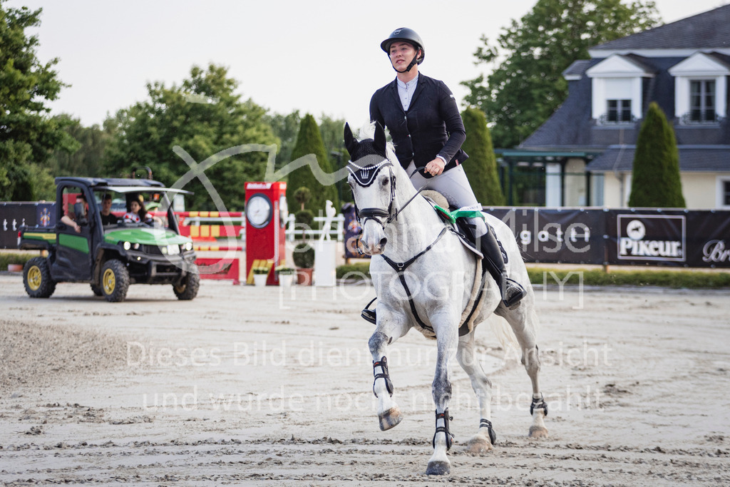 250531_MayDays_JNR-228 | Deine schönsten Turniermomente als professionelle Fotos! Entdecke hochwertige Pferdesport-Fotografie im Online-Shop. Jetzt Fotos finden & bestellen!