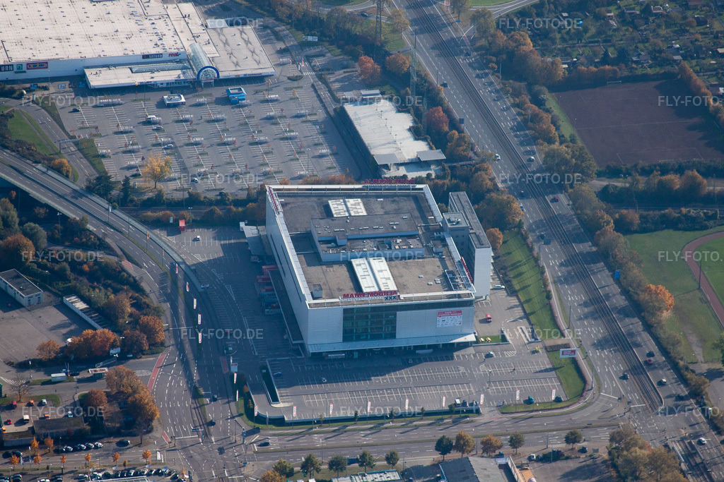 Luftbild: Mann mobilia im Ortsteil Rintheim in Karlsruhe im Bundesland Baden-Württemberg in Deutschland. Foto: IMG_34995.jpg vom 31.10.2010 durch Werner Riehm/FLY-FOTO.de