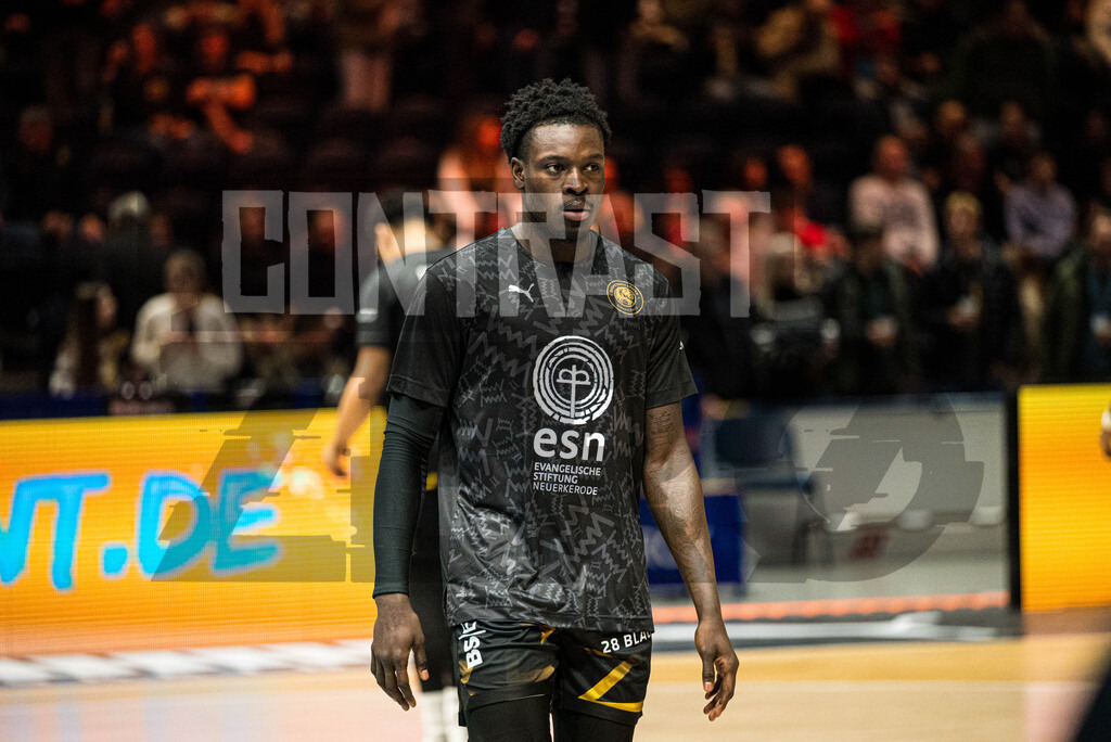 Basketball I Herren I Bundesliga I Saison 2025/2026 I 7. Spieltag I Basketball Löwen Braunschweig - Veolia Towers Hamburg | CONTRAST ZERØ MEDIA - Realisiert mit Pictrs.com