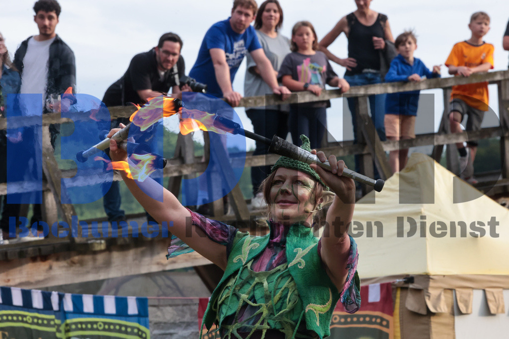 SES_MKRLHE20250705-81 | bond - Realisiert mit Pictrs.com