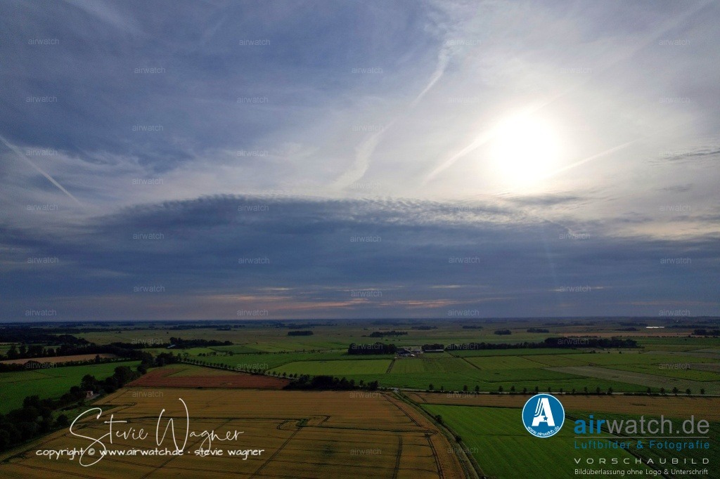Eider - Hemmerdeich | Entdecken Sie atemberaubende Luftbilder und Fotografien auf airwatch.de - Tauchen Sie ein in eine Welt voller faszinierender Aufnahmen aus der Vogelperspektive.