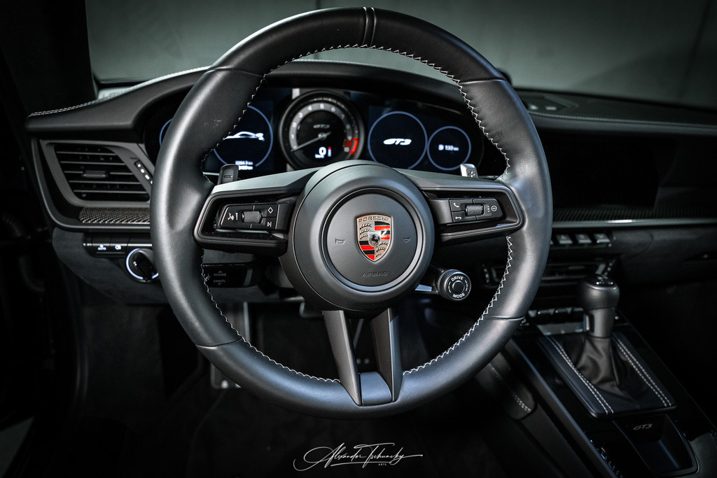 R6PZ3622 _AL | Entdecken Sie die faszinierende Welt von Alexander Tschuncky Arts: Kreative Fotografie, atemberaubende Automobilkunst und hochwertiger Bilderdruck. Lassen Sie sich inspirieren! - Realisiert mit Pictrs.com