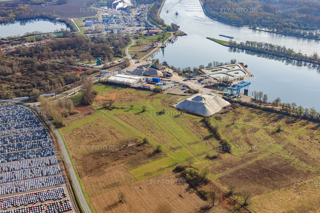 Luftbild: Lauterbourg Rhine Terminal in Lauterbourg im Bundesland Bas-Rhin in Frankreich. – Foto: IMG_25635.jpg vom 02.04.2010 durch Werner Riehm/FLY-FOTO.de – Auflösung des Originals: 4752 x 3168 px – Paris Terminal - La solution multimodale de référence