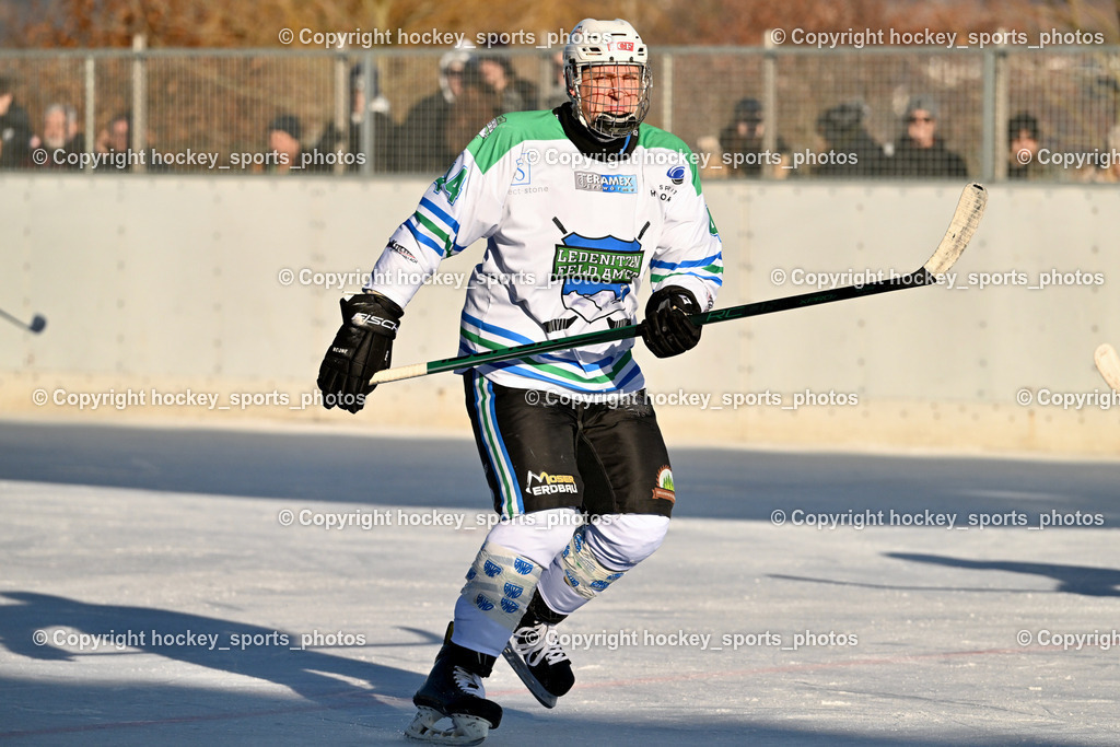 EC Tigers Paternion vs. EC FELD AM SEE/DSG LEDENITZEN | #44 Genshofer Marco EC FELD AM SEE Ledenitzen, EC Tigers Paternion vs. EC FELD AM SEE/DSG LEDENITZEN, EC Tigers Paternion vs. EC FELD AM SEE/DSG LEDENITZEN am 04.01.2026 in Paternion (Eislaufplatz Paternion), Austria, (Photo by Bernd Stefan)