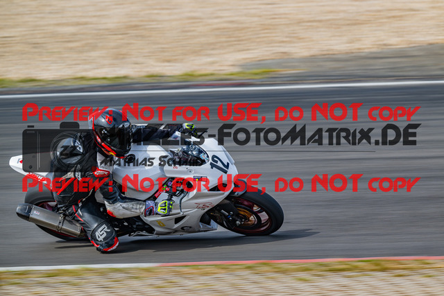 MaZZes_FotoMatrix_230719_9746 | WEISS