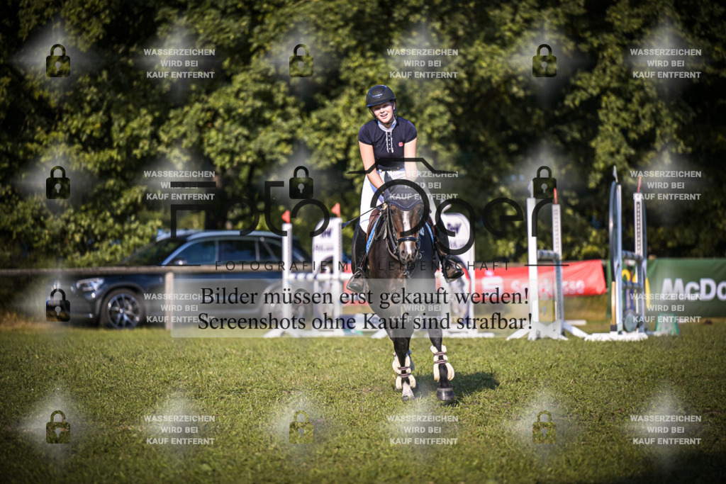 DOS_0066 | Entdecke hochwertige Reitturnierfotos von Foto Oger. Professionell, emotional und authentisch – jetzt Lieblingsmomente im Shop bestellen.Deutschlandweite Turnierfotografie. - Realisiert mit Pictrs.com