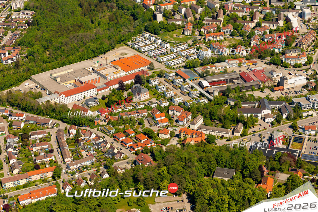 Das Luftbild zeigt :  Kaufbeuren - Die Luftaufnahme wurde 2024 vom UL-Flugzeug aus erstellt ( keine Drohne ) - Hochauflösende Luftaufnahme - Für grossformatige Ausdrucke geeignet. Die Geschenkidee !Mit Lizenz und Bildrechte bestellbar
