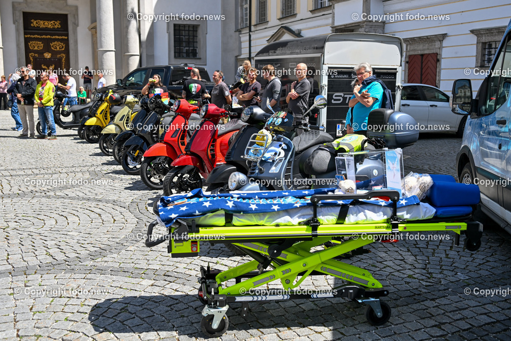 Lets Vespa togehter_ Neuhofen_ 05.05.2024-124 | 05.05.2024, Neuhofen, Kremsmuenster, AUT, Lets Vespa togehter 2024, Vespatreffen, im Bild Teilnehmer Vespatreffen, Motorsport Stadler